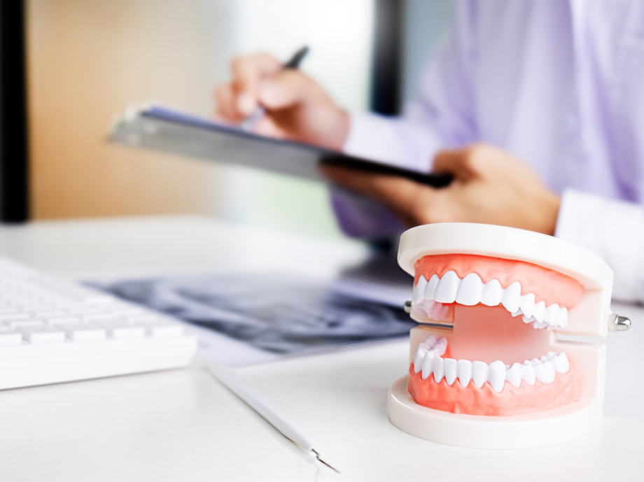 DENTURE - KLINIK PERGIGIAN SARAH OMAR
