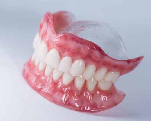 COSMETIC DENTURE